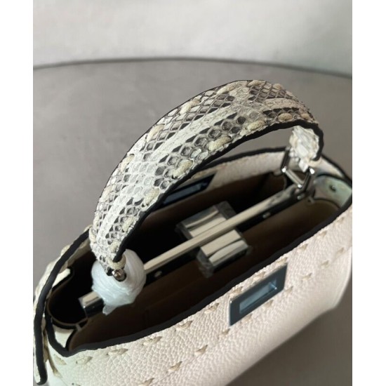 Replica Peekaboo ISeeU Small 8BN327 Bag White Replica Peekaboo ISeeU Small 8BN327 Bag White