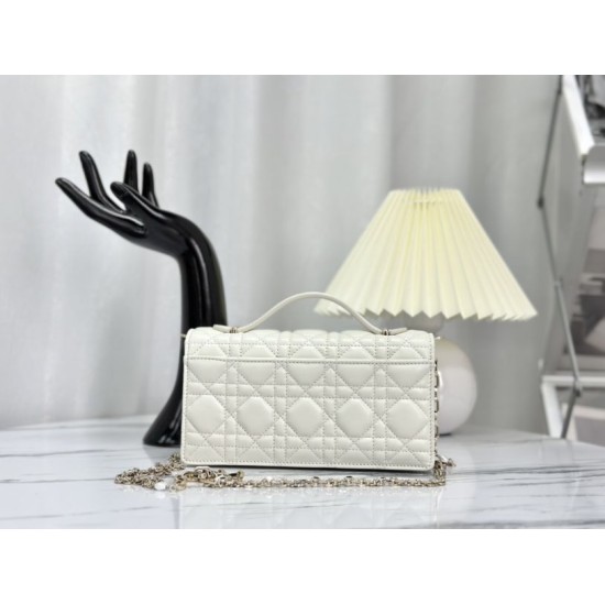 Replica Christian Dior Miss Dior Lady Dior Mini Bag White Replica Christian Dior Miss Dior Lady Dior Mini Bag White