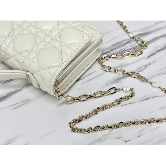 Replica Christian Dior Miss Dior Lady Dior Mini Bag White Replica Christian Dior Miss Dior Lady Dior Mini Bag White