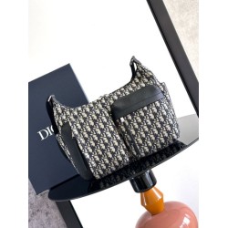 Replica Dior Medium Rider Soft Hobo Bag Dior Oblique Jacquard Black/Beige Fake
