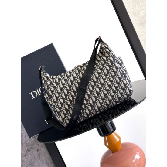 Replica Dior Medium Rider Soft Hobo Bag Dior Oblique Jacquard Black/Beige Fake Replica Dior Medium Rider Soft Hobo Bag Dior Oblique Jacquard Black/Beige Fake