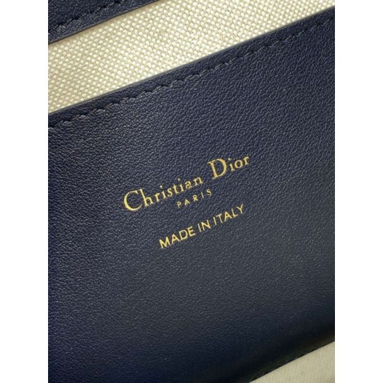 Replica Dior Small/Medium Signature Bucket Dior Oblique Jacquard Bag Blue Fake Replica Dior Small/Medium Signature Bucket Dior Oblique Jacquard Bag Blue Fake