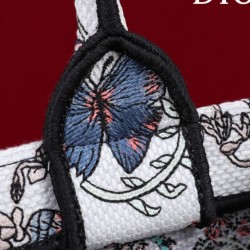 Replica Dior Medium Dior Book Tote Bag M1286 embroidered with Pietro Ruffo White Fake