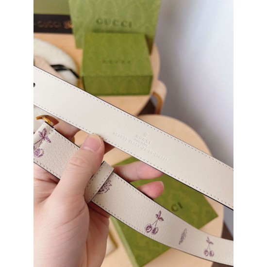 Replica Gucci GG Marmont thin belt 625839 30mm Gold Replica Gucci GG Marmont thin belt 625839 30mm Gold