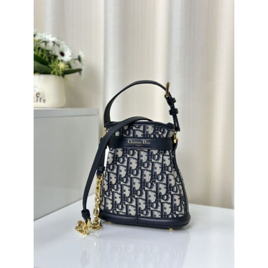 Replica Christian Dior Small C'est Dior Bag Blue Dior Oblique Jacquard Replica Christian Dior Small C'est Dior Bag Blue Dior Oblique Jacquard