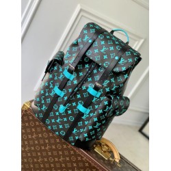 Fake Louis Vuitton Christopher MM Blackpack M21936 Replica