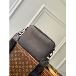 Replica Louis Vuitton Fastline Messenger LV Aerogram Bag M22482 Black