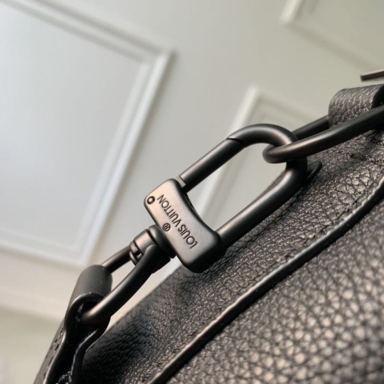 Replica Louis Vuitton Fastline Messenger LV Aerogram Bag M22482 Black Replica Louis Vuitton Fastline Messenger LV Aerogram Bag M22482 Black