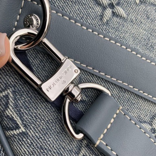 Replica Louis Vuitton Keepall Bandoulière 50 Travel Bag M22532 Replica Louis Vuitton Keepall Bandoulière 50 Travel Bag M22532
