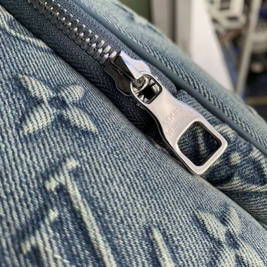 Replica Louis Vuitton M22534 LV Montsouris Backpack Washed Denim Blue Fake Louis Vuitton M22534 LV Montsouris Backpack Washed Denim Blue Replica