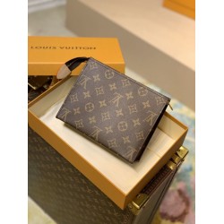 Replica Louis Vuitton Toiletry Pouch 19 Cosmetic Bag M47544