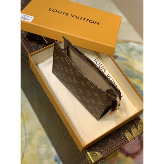 Replica Louis Vuitton Toiletry Pouch 19 Cosmetic Bag M47544