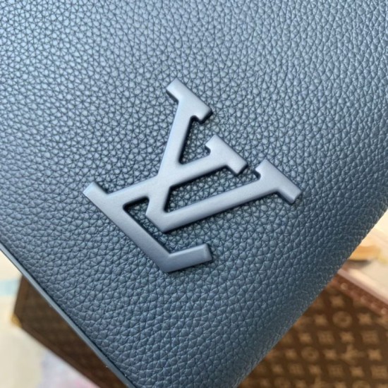 Fake Louis Vuitton Takeoff Pochette Ipad LV Aerogram M81029 Replica Fake Louis Vuitton Takeoff Pochette Ipad LV Aerogram M81029 Replica