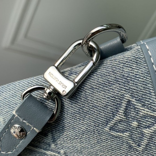 Replica Louis Vuitton Pochette To-Go Monogram Washed Denim Bag M82313