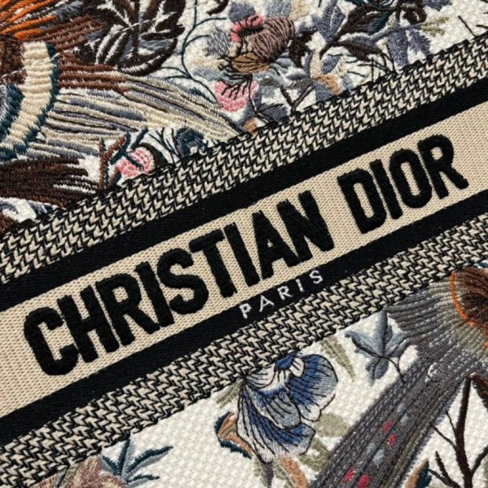 Fake Dior Small Book Tote Bag Jardin d'Hiver Embroidery White Replica Replica Dior Small Book Tote Bag Jardin d'Hiver Embroidery White