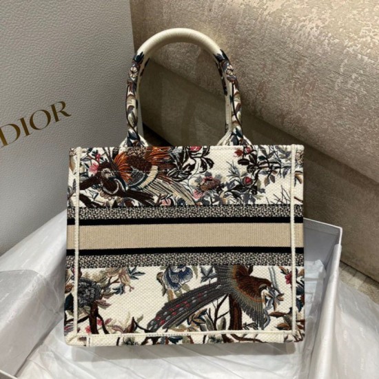 Fake Dior Small Book Tote Bag Jardin d'Hiver Embroidery White Replica Replica Dior Small Book Tote Bag Jardin d'Hiver Embroidery White