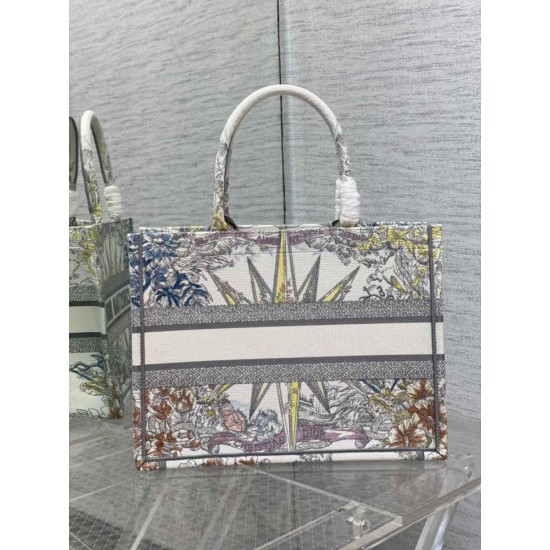 Replica Dior Medium Dior Book Tote Multicolor Rêve d'Infini Embroidery White Replica Dior Medium Dior Book Tote Multicolor Rêve d'Infini Embroidery White