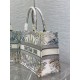 Replica Dior Medium Dior Book Tote Multicolor Rêve d'Infini Embroidery White Replica Dior Medium Dior Book Tote Multicolor Rêve d'Infini Embroidery White