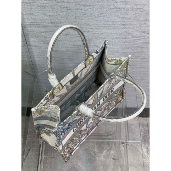 Replica Dior Medium Dior Book Tote Multicolor Rêve d'Infini Embroidery White Replica Dior Medium Dior Book Tote Multicolor Rêve d'Infini Embroidery White
