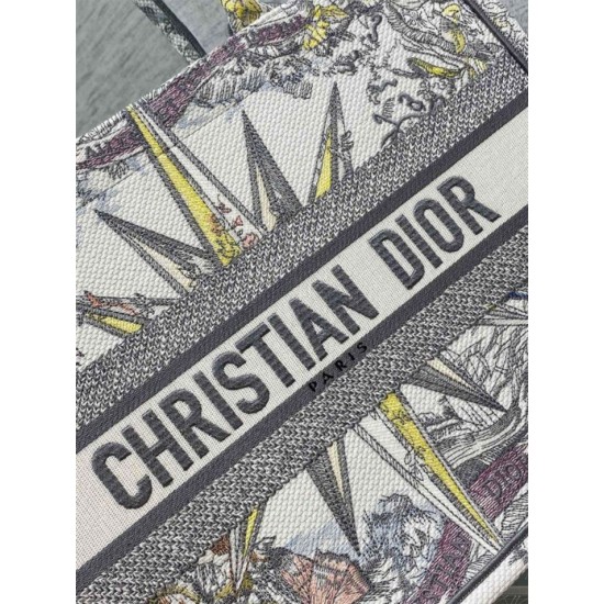 Replica Dior Medium Dior Book Tote Multicolor Rêve d'Infini Embroidery White Replica Dior Medium Dior Book Tote Multicolor Rêve d'Infini Embroidery White