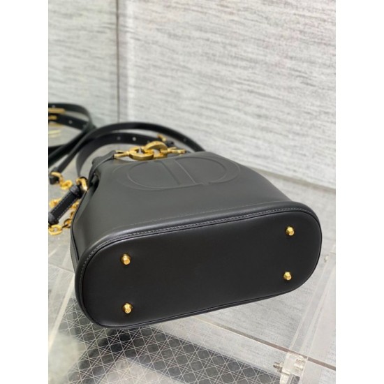 Replica Dior C'est Medium Bucket Bag Saddle Calfskin Black Replica Dior C'est Medium Bucket Bag Saddle Calfskin Black