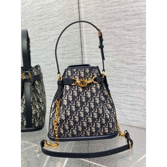 Fake Dior C'est Medium Bucket Bag Oblique Jacquard Blue Replica Replica Dior C'est Medium Bucket Bag Oblique Jacquard Blue