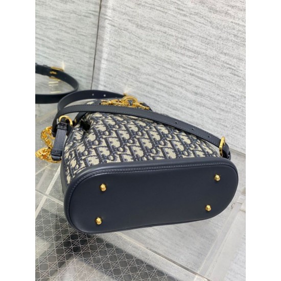 Fake Dior C'est Medium Bucket Bag Oblique Jacquard Blue Replica Replica Dior C'est Medium Bucket Bag Oblique Jacquard Blue