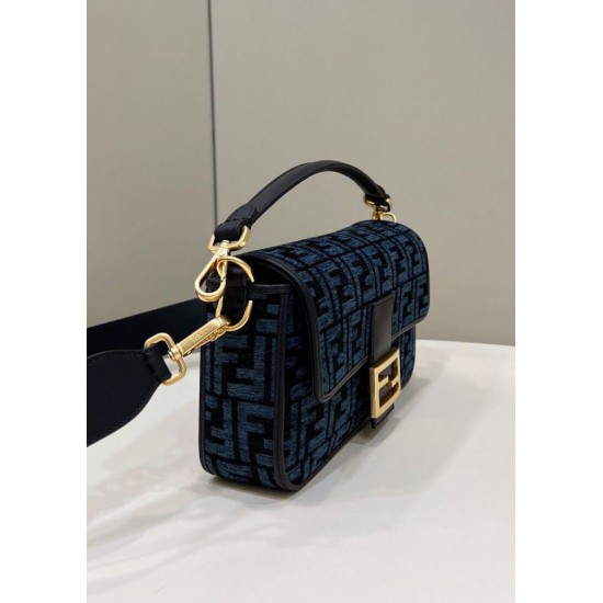 Replica Fendi 8BR600 Baguette Chain Midi FF tapestry fabric bag Navy Blue Replica Fendi 8BR600 Baguette Chain Midi FF tapestry fabric bag Navy Blue