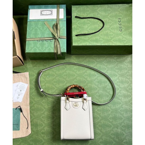 Replica Gucci Diana Mini Tote Bag 739079 Cream Replica Gucci Diana Mini Tote Bag 739079 Cream