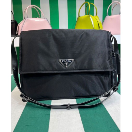 Fake Prada Re-Nylon Large Padded Shoulder Bag 1BD256 Black Replica Replica Prada Re-Nylon Large Padded Shoulder Bag 1BD256 Black