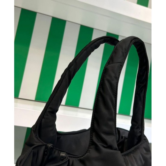 Replica Prada Large Padded Re-Nylon Tote Bag 1BG449 Black Replica Prada Large Padded Re-Nylon Tote Bag 1BG449 Black