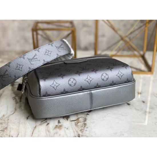 Replica Louis Vuitton Outdoor Messenger In Taiga Leather M30830