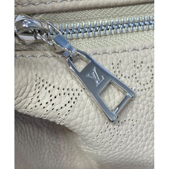 Replica Louis Vuitton Baia MM M22822 Eye-catching Half-moon Bag Apricot Replica Louis Vuitton Baia MM M22822 Eye-catching Half-moon Bag Apricot
