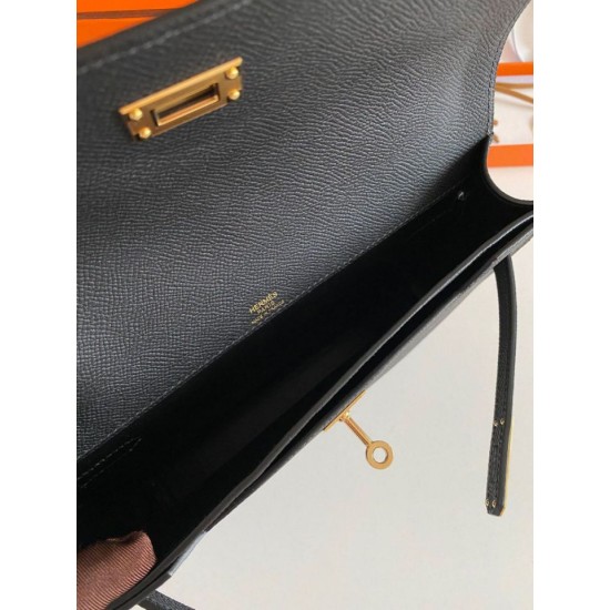 Replica Hermes Kelly Depeches 25 Pouch Black Epsom Calfskin Replica Hermes Kelly Depeches 25 Pouch Black Epsom Calfskin
