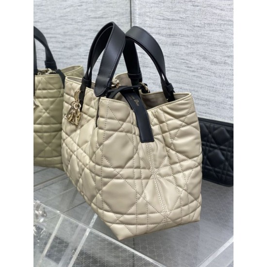 Super Clone Replica Dior Toujours Small/Medium/Large Tote Bag in Macrocannage Calfskin in Powder Beige Top Replica Dior Toujours Small/Medium/Large Tote Bag in Macrocannage Calfskin in Powder Beige