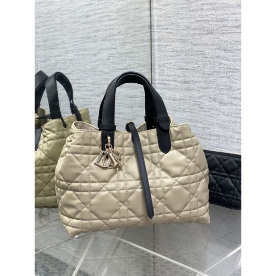 Super Clone Replica Dior Toujours Small/Medium/Large Tote Bag in Macrocannage Calfskin in Powder Beige Top Replica Dior Toujours Small/Medium/Large Tote Bag in Macrocannage Calfskin in Powder Beige