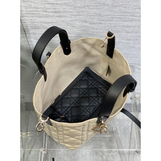 Super Clone Replica Dior Toujours Small/Medium/Large Tote Bag in Macrocannage Calfskin in Powder Beige Top Replica Dior Toujours Small/Medium/Large Tote Bag in Macrocannage Calfskin in Powder Beige