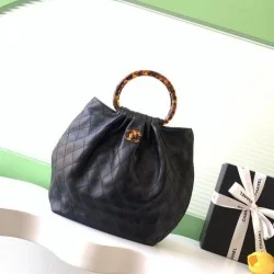 Top Replica Chanel Matelasse Bag with Wood-Effect Plastic Handle AS6010 Black