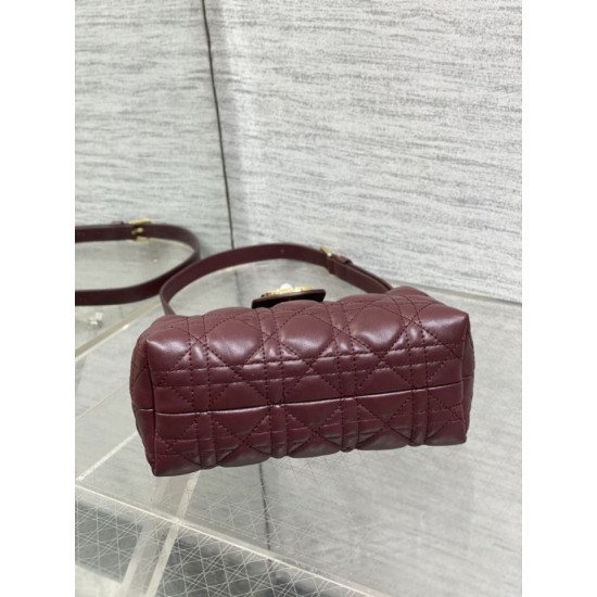 Super Clone Replica Dior Jolie Top Handle Mini Cannage Chain Bag Burgundy Top Replica Dior Jolie Top Handle Mini Cannage Chain Bag Burgundy