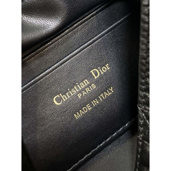 Top Replica Dior 30 Montaigne Mini Bucket Bag in Black