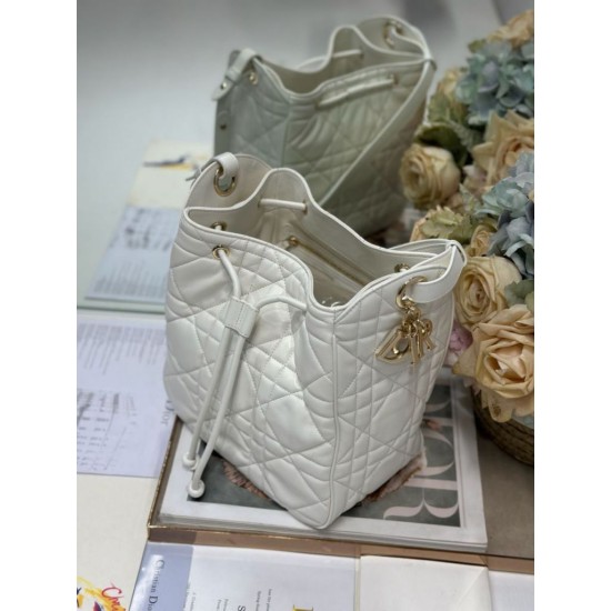 Super Clone Replica Dior D-Motion Lambskin Belt Bag Size 163 Microchip White Top Replica Dior D-Motion Lambskin Belt Bag Size 163 Microchip White