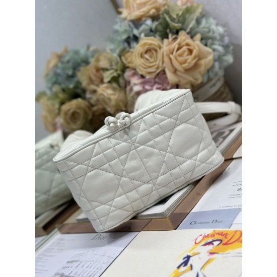 Super Clone Replica Dior D-Motion Lambskin Belt Bag Size 163 Microchip White Top Replica Dior D-Motion Lambskin Belt Bag Size 163 Microchip White