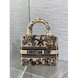 Super Clone Replica Dior Medium Lady D-Lite Canvas Embroidered Cabinet De Curiosites Bag in Beige Top Replica Dior Medium Lady D-Lite Canvas Embroidered Cabinet De Curiosites Bag in Beige