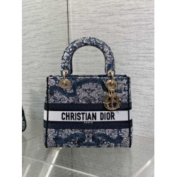 Super Clone Replica Dior Medium Lady D-Lite Bag with Blue/White Toile de Jouy Embroidery Top Replica Dior Medium Lady D-Lite Bag with Blue/White Toile de Jouy Embroidery