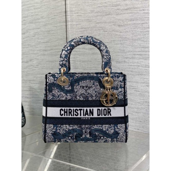 Super Clone Replica Dior Medium Lady D-Lite Bag with Blue/White Toile de Jouy Embroidery Top Replica Dior Medium Lady D-Lite Bag with Blue/White Toile de Jouy Embroidery