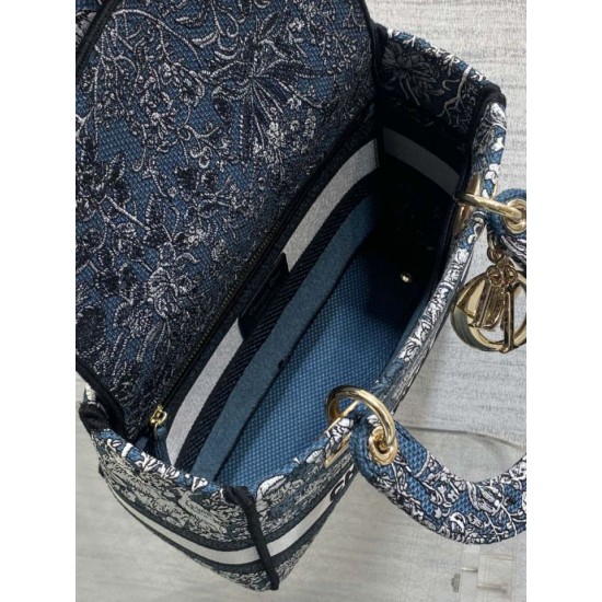 Super Clone Replica Dior Medium Lady D-Lite Bag with Blue/White Toile de Jouy Embroidery Top Replica Dior Medium Lady D-Lite Bag with Blue/White Toile de Jouy Embroidery