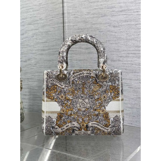 Super Clone Replica Christian Dior Medium Lady D-Lite Bag with Embroidered Milk Motif Top Replica Christian Dior Medium Lady D-Lite Bag with Embroidered Milk Motif