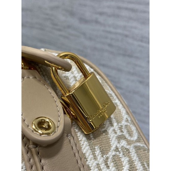 Top Replica Dior Groove 20 Bag in Beige Dior Oblique Jacquard