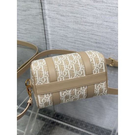 Top Replica Dior Groove 20 Bag in Beige Dior Oblique Jacquard