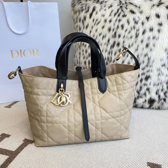 Top Replica Dior Toujours Medium Macrocannage Bag, Light Blue/Black
